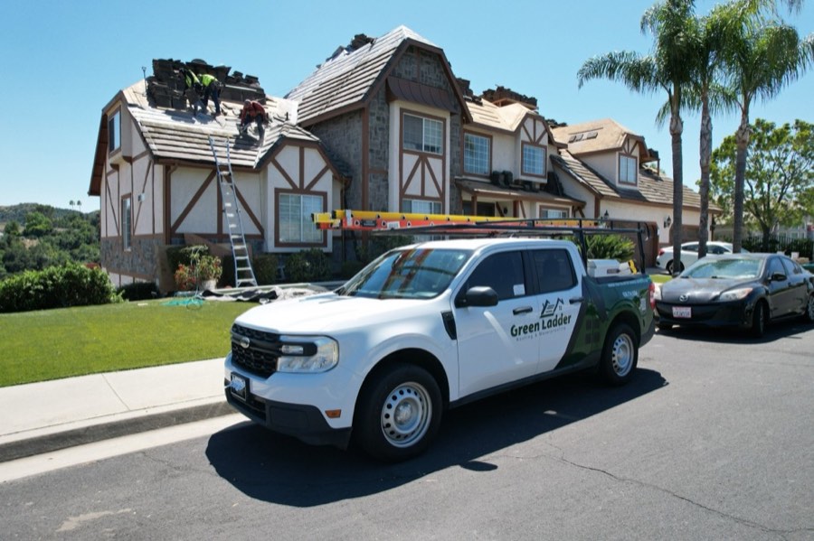 On the Job in La Ca&ntilde;ada